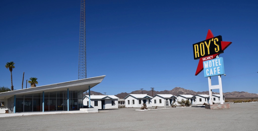 Roy's Motel and Cafe in Amboy, California