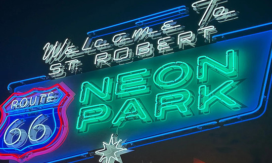 Welcome sign at the St. Robert Route 66 Neon Sign Park