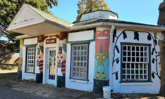 The Fiddle House at Ed Galloway's Totem Pole Park in Oklahoma