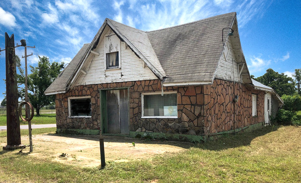 The historic Threatt Filling Station on Route 66 near Luther, Oklahoma